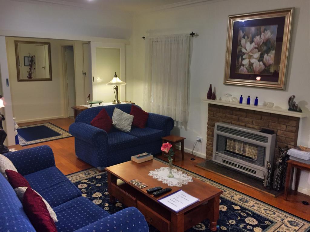 Admurraya House Bed & Breakfast รัทเธอร์เกล็น ภายนอก รูปภาพ
